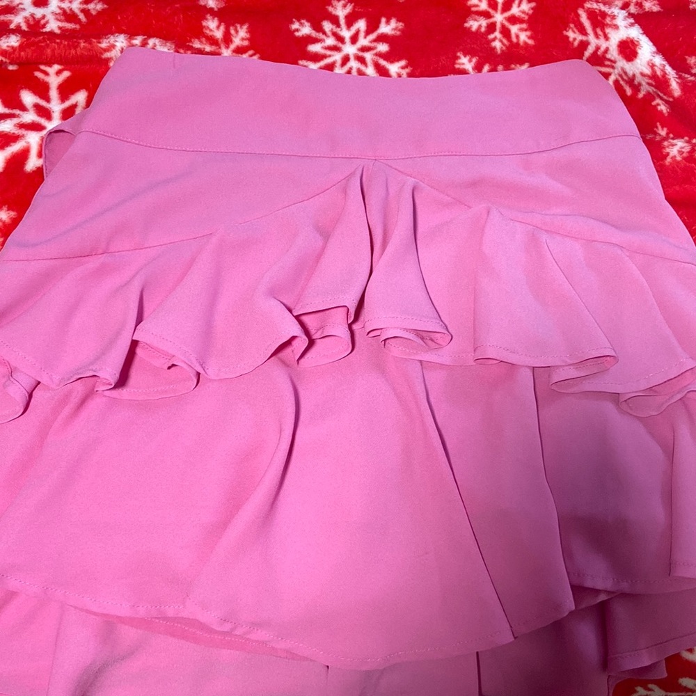I’m selling a kids  skirt  from express size 12 in kids color purple/pink